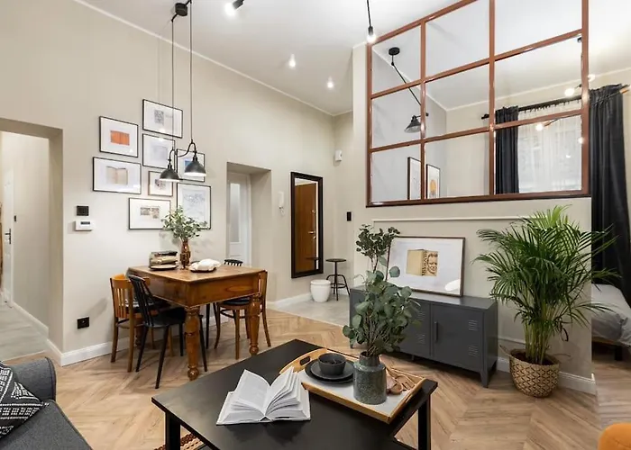 Nobel Apartment - Best Location!